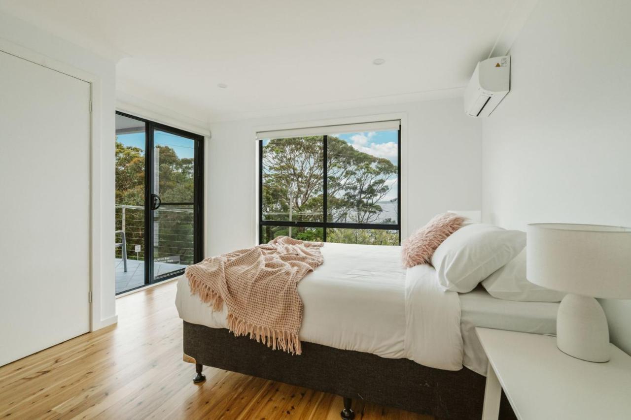 Seahaven Villa Hyams Beach Bagian luar foto